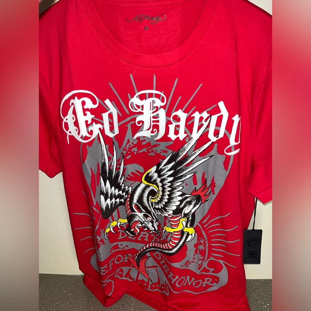 NWT Ed Hardy Red and Black Mens / Unisex  T-Shirt Size Medium New With Tags